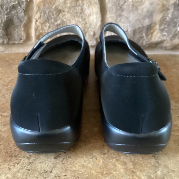 Alegria Kourtney Mary Jane Clog Size 9 EU 39 Closed Back Professional Adjustable - Picture 8 of 9
